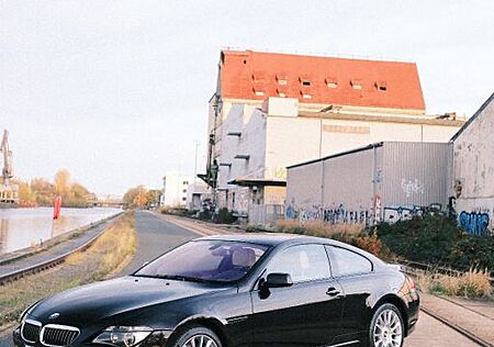 BMW 650i e63 Individual Rubinschwarz