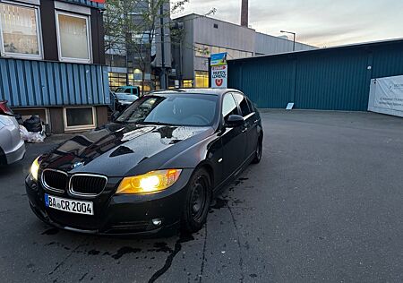 BMW 318i -