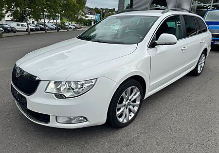 Skoda Superb Combi Family 1.4 TSI AHK