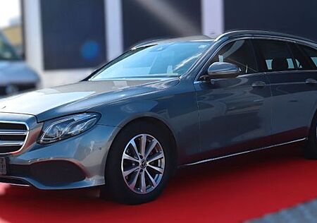 Mercedes-Benz E 220 gebraucht kaufen Mercedes-Benz E 220 E -Klasse T-Modell d