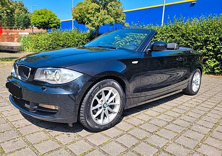 BMW 118d Cabrio AUTOMATIK/NAVI/LEDER/XENON