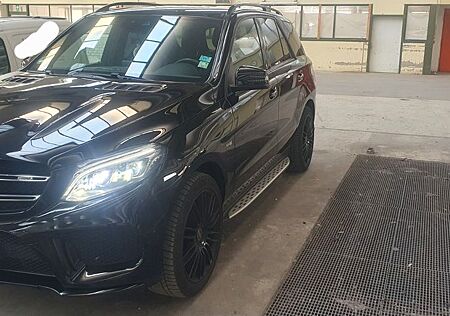 Mercedes-Benz GLE 43 AMG Mercedes-AMG GLE 43 4MATIC Merced...