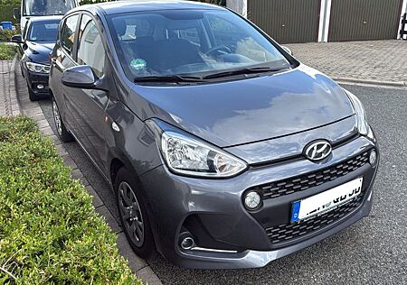 Hyundai i10 1.2i WENIG KILOMETER! ~ KEIN TÜV