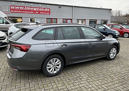 Skoda Octavia Combi 2.0 TDI DSG Selection + Kamera + 1