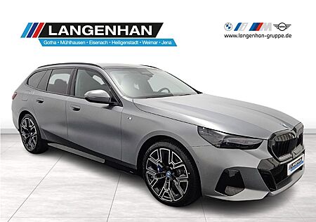 BMW i5 eDrive40 M Sport Pano AHK Harman Kardon HUD