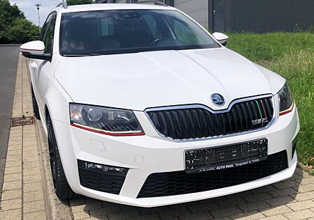 Skoda Octavia 2,0TDI DSG Combi RS