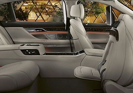 BMW 745 L e xDrive *First Class* 3x TV*