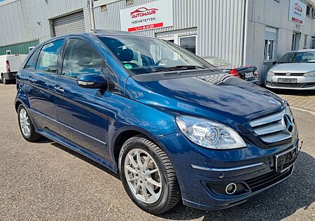 Mercedes-Benz B 200 B -Klasse / Navi / Klima / Xenon