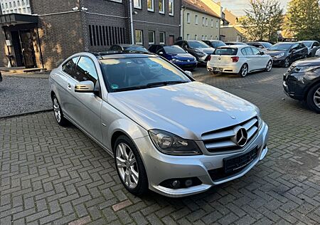 Mercedes-Benz C 220 C -Klasse Coupe CDI BlueEfficiency