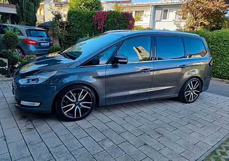 Ford Galaxy 2,0 TDCi Bi-Turbo,Titanium, AHK ,TÜV neu