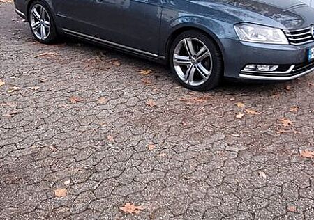 VW Passat Variant Volkswagen 2.0 TDI DSG Highline BMotion ...