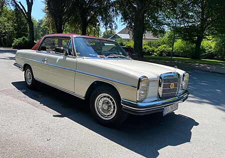 Mercedes-Benz CE 280 250 CE/8 (W114) Zeitloser Klassiker