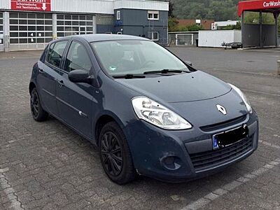 Renault Clio  1.2 16V 75 PS