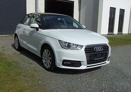 Audi A1 A1Sportback /SHZ/ALU/PDC/Teilleder/sehr wenig KM