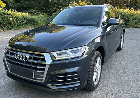 Audi Q5 40 TDI S tronic quattro -