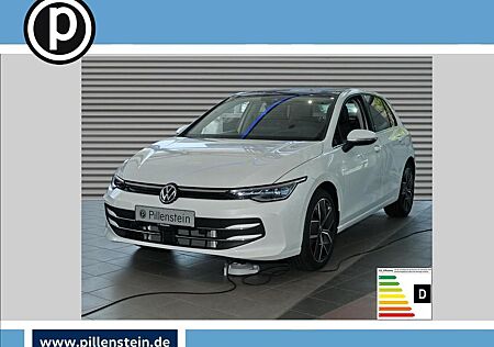 VW Golf Volkswagen Style 1,5 eTSI DSG Matrix Panorama Memory