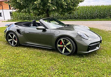 Porsche 992 Turbo Cabriolet Turbo