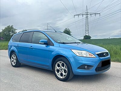 Ford Focus 1,6 Style+ Turnier Style/TÜV NEU/ EURO 5