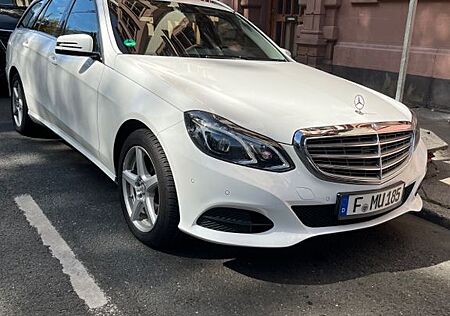 Mercedes-Benz E 350 BlueTEC T -