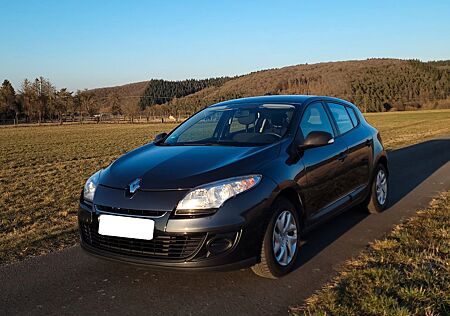 Renault Megane Je t aime 1.6 16V 100 Je t aime