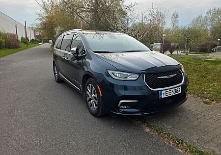 Chrysler Pacifica Pinnacle Hybrid