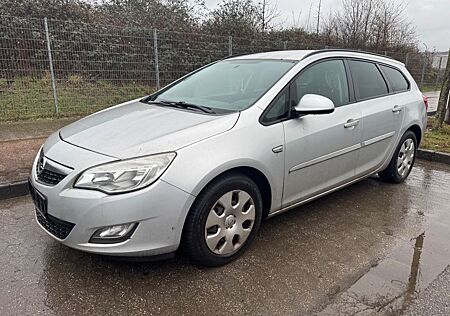 Opel Astra J Sports Tourer Design Edition Euro 5