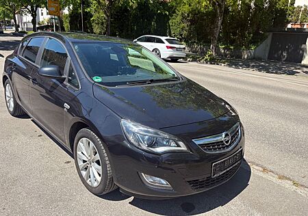 Opel Astra J Lim. 5-trg. 150 Jahre Euro 5