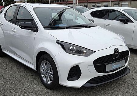 Mazda 2 Hybrid ``Center-Line``