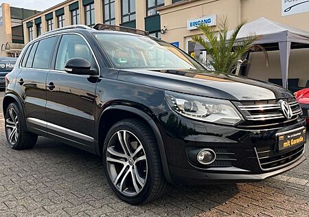 VW Tiguan Volkswagen Sport & Style 4Motion AHK SHZ NAVI Kamera