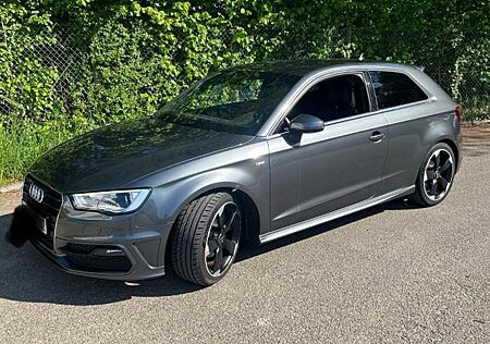 Audi A3 1.4 TFSI COD ultra S tronic S line C. S line