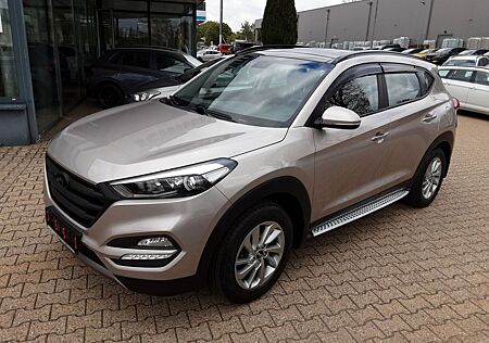 Hyundai Tucson 2WD AHK Navi SH PDC LH WSS Kamera