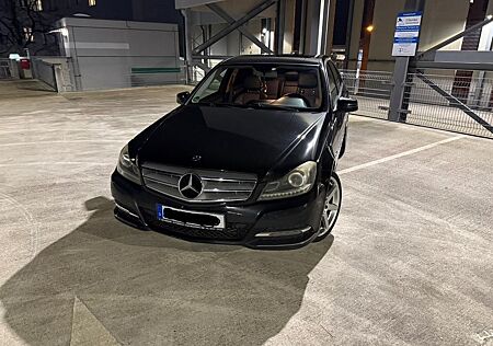 Mercedes-Benz C 200 BlueEFFICIENCY AVANTGARDE AVANTGARDE