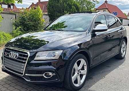 Audi SQ5 3.0 TDI Quattro - Panorama Kamera