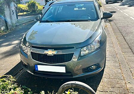Chevrolet Cruze 1.6 LT PDC | Alufelgen | TÜV bis 10/2026