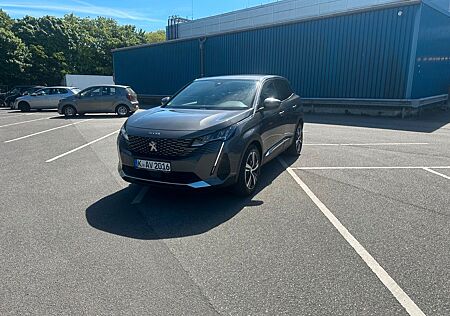 Peugeot 3008 1.2 PureTech 130 ALURE EAT8, Baujahr 2021,