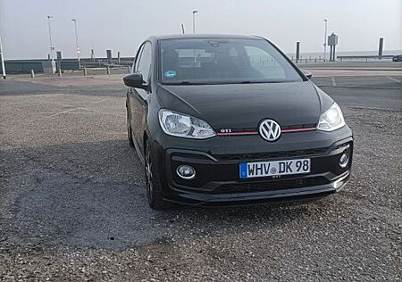 VW Up Volkswagen ! GTI / TÜV NEU / BEATS SOUNDSYSTEM