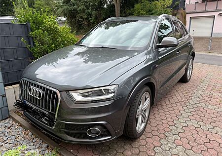 Audi Q3 2.0 TFSI 155kW S tronic quattro -