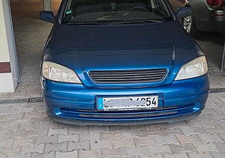 Opel Astra 1.6 16V Selection Selection