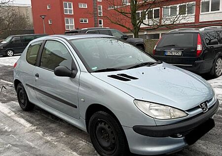 Peugeot 206 1.1 **WENIG KM**TÜV NEU**