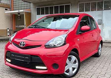 Toyota Aygo (X) AYGO Cool/ Tüv 08/27 / Kupplung u. Service Neu