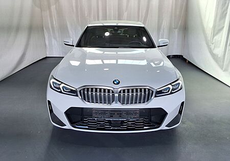 BMW 330 Baureihe 3 Lim. i M Sport