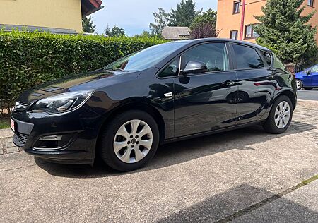 Opel Astra J+46TKM+NAVI+KLIMA+SH+LHZ+PDC+