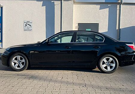 BMW 523i 523 Baureihe 5 Lim. / 1 Hand