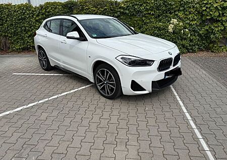 BMW X2 sDrive18i - M-Line - Sehr gepflegt