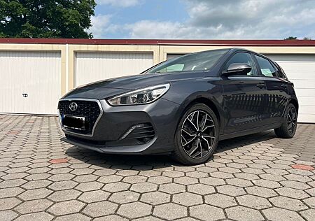 Hyundai i30 1.0 T-GDI Trend