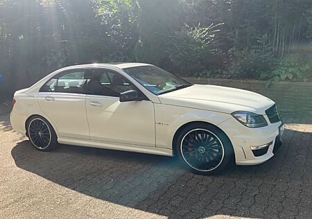 Mercedes-Benz C 63 AMG AMG