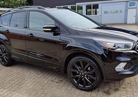 Ford Kuga 2,0 TDCi 4x4 132kW ST-Line ST-Line