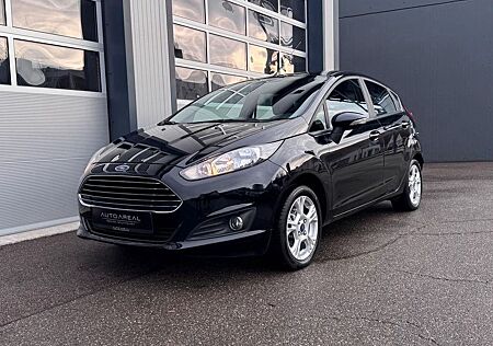 Ford Fiesta 1.3 TREND 1.HAND/AHK/KLIMA/USB/LM 15"
