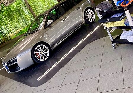 Alfa Romeo 159 2.4 JTDM 20V ti Q-Tronic ti