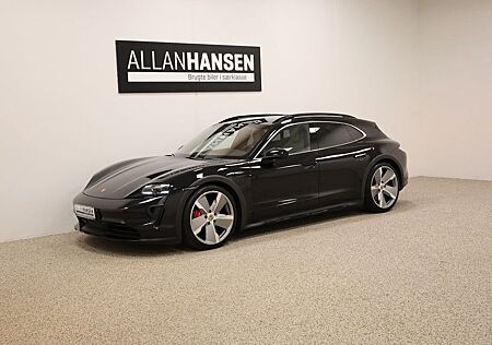 Porsche Taycan Cross Turismo 4S